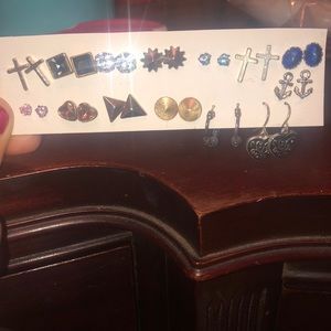 14 pairs of earrings